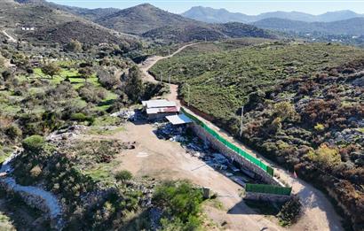 Bodrum Dereköy Kavakderesi’nde Dereye Cepheli, Yapı Kayıt Alanı Bulunan 8.437 m² Arazi