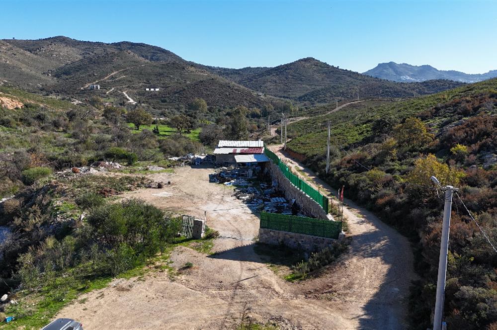 Bodrum Dereköy Kavakderesi’nde Dereye Cepheli, Yapı Kayıt Alanı Bulunan 8.437 m² Arazi