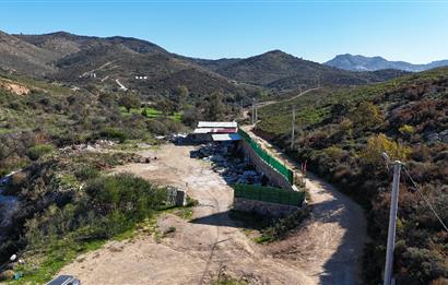 Bodrum Dereköy Kavakderesi’nde Dereye Cepheli, Yapı Kayıt Alanı Bulunan 8.437 m² Arazi