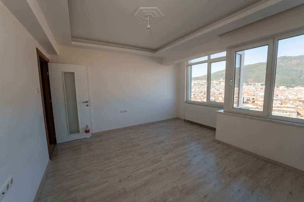 C21 Cius; Hisartepe Merkez'de Deniz Manzaralı 2+1 Kiralık Daire