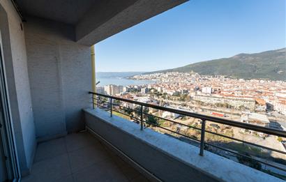 C21 Cius; Hisartepe Merkez'de Deniz Manzaralı 2+1 Kiralık Daire