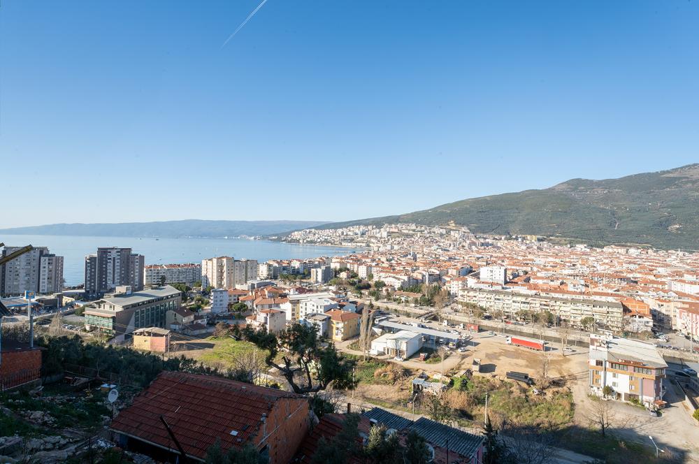 C21 Cius; Hisartepe Merkez'de Deniz Manzaralı 2+1 Kiralık Daire