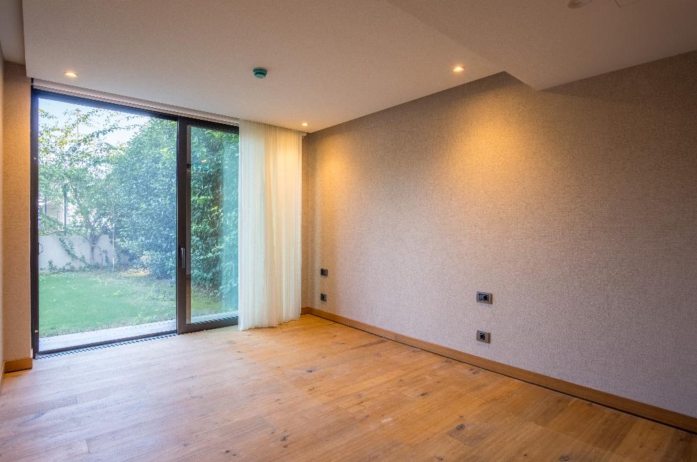 Bodrum Bitez Plajlı Sitede Kiralık Villa