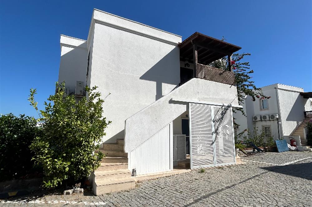 Bodrum Bitez Sarnıç Sitesi Plajlı Kiralık Üst Kat 2+1 Daire