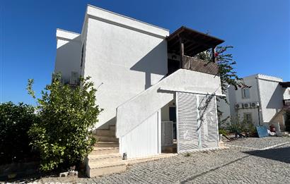 Bodrum Bitez Sarnıç Sitesi Plajlı Kiralık Üst Kat 2+1 Daire