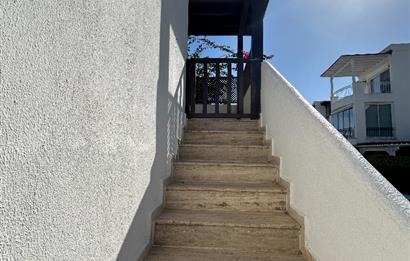 Bodrum Bitez Sarnıç Sitesi Plajlı Kiralık Üst Kat 2+1 Daire