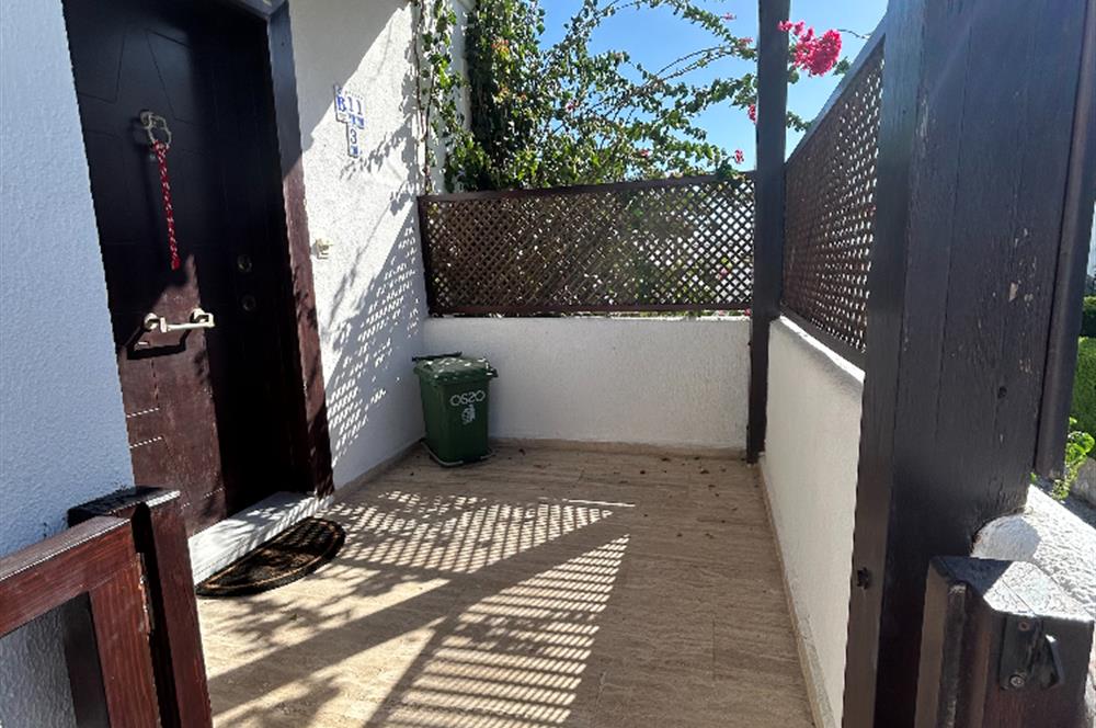 Bodrum Bitez Sarnıç Sitesi Plajlı Kiralık Üst Kat 2+1 Daire