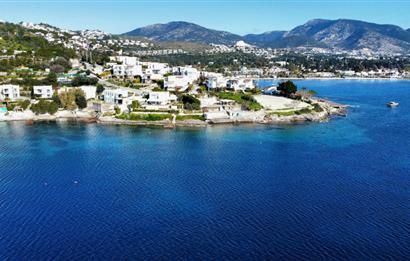 Bodrum Bitez Sarnıç Sitesi Plajlı Satılık Bahçe Katı 3+1 Daire