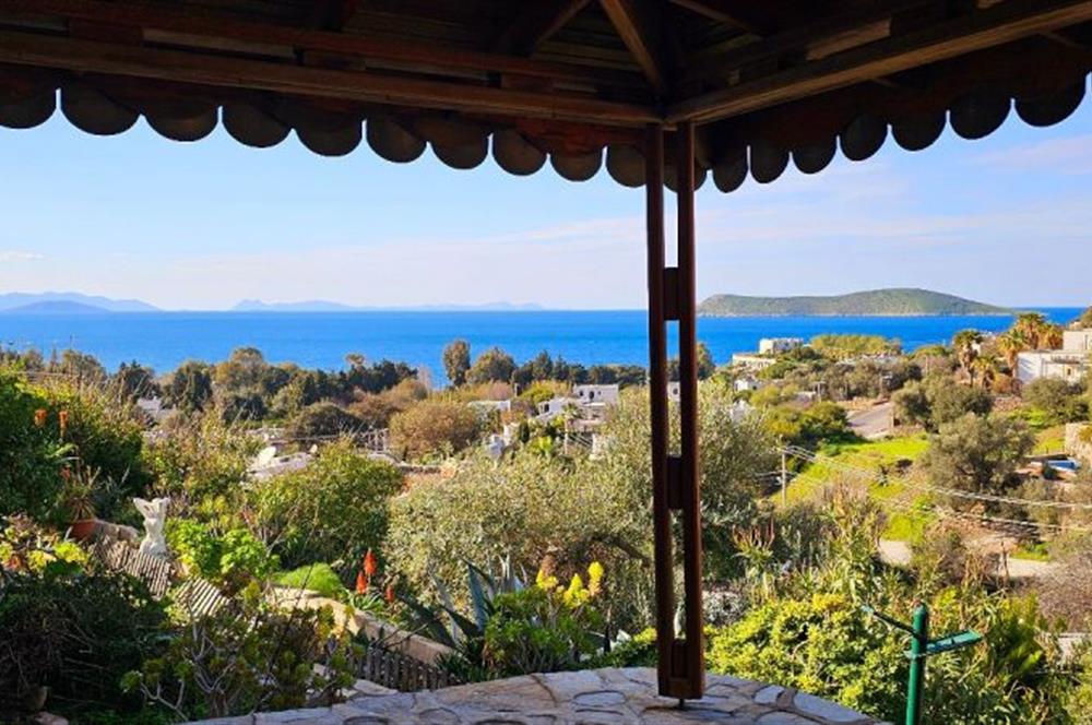 Bodrum Gümüşlük de Satılık Deniz Manzaralı Villa