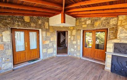 Bodrum Gümüşlük de Satılık Deniz Manzaralı Villa