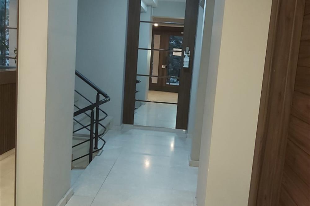 Caddebostan Plaj Yolu’nda Prestijli Binada Seçkin 3+1