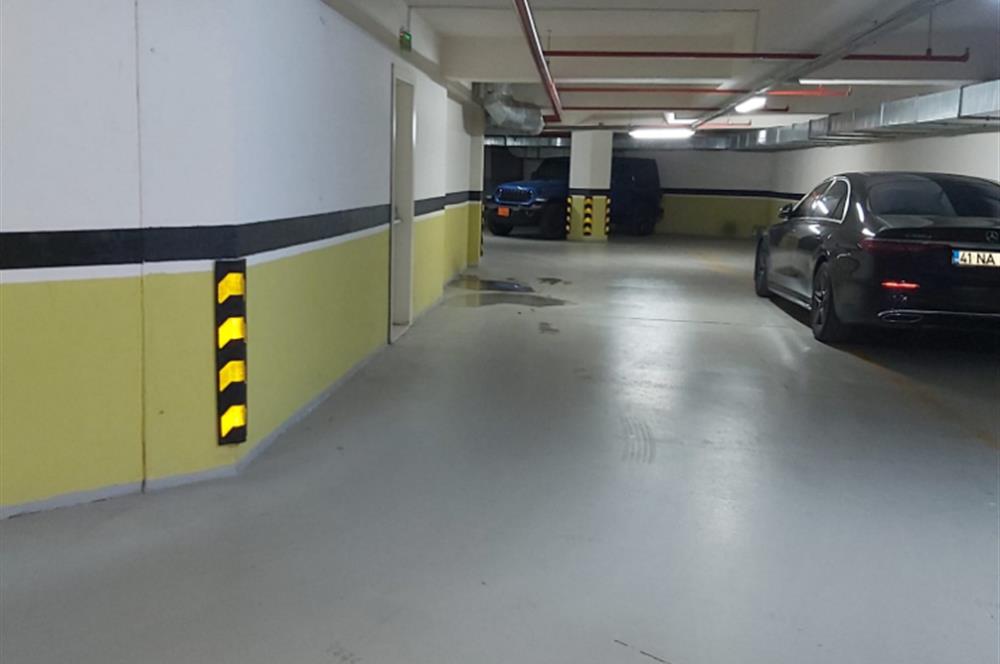 Caddebostan Plaj Yolu’nda Prestijli Binada Seçkin 3+1