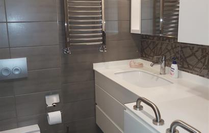 Caddebostan Plaj Yolu’nda Prestijli Binada Seçkin 3+1