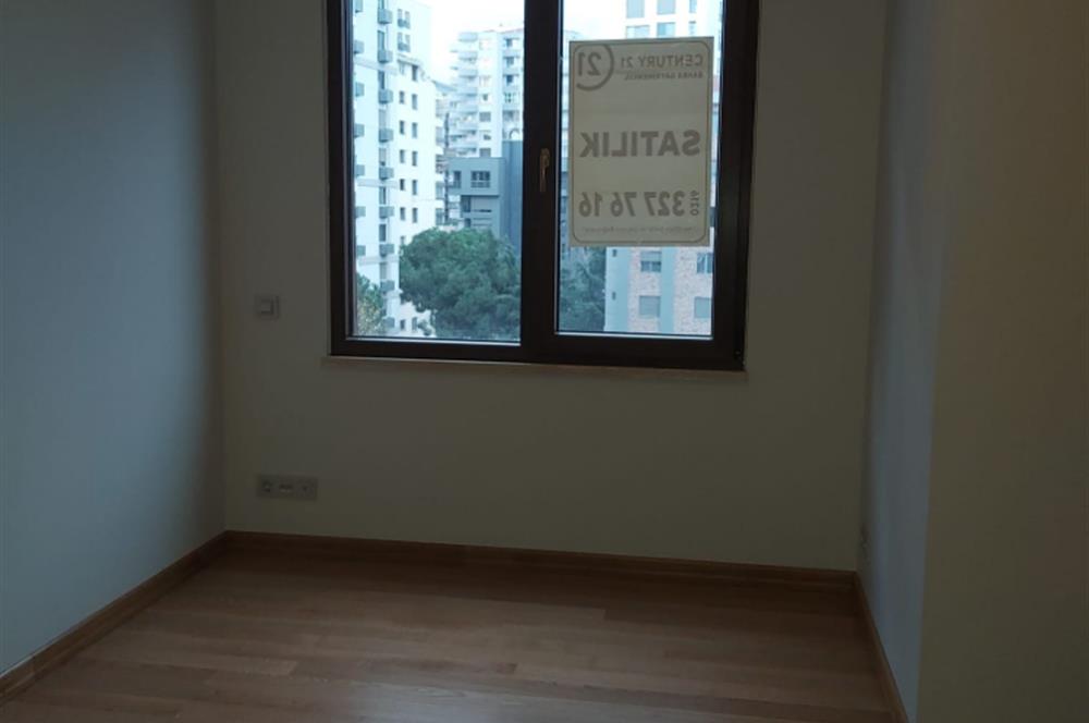 Caddebostan Plaj Yolu’nda Prestijli Binada Seçkin 3+1