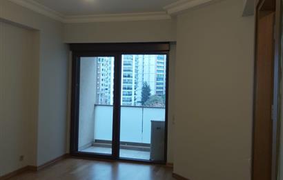 Caddebostan Plaj Yolu’nda Prestijli Binada Seçkin 3+1