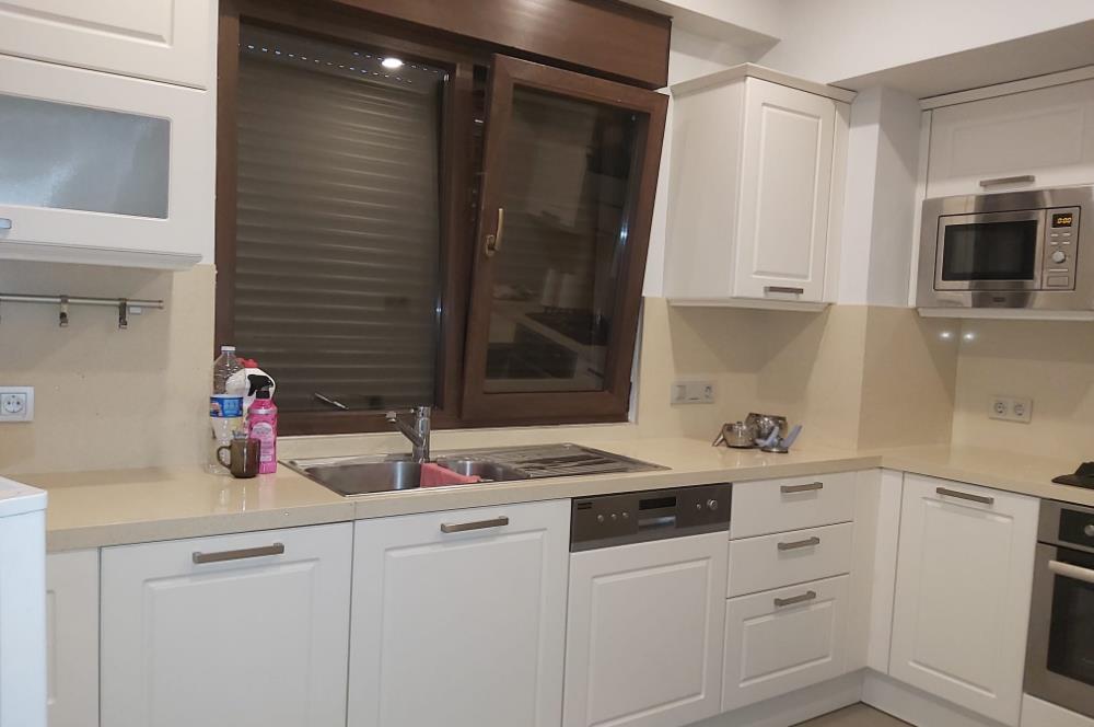 Caddebostan Plaj Yolu’nda Prestijli Binada Seçkin 3+1