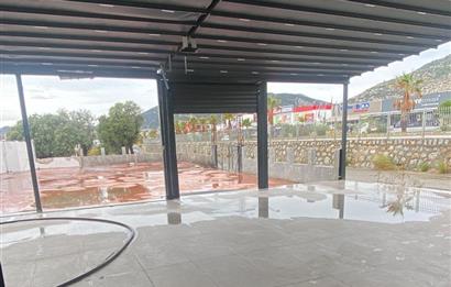 ANAYOLA CEPHELİ YÜKSEK TABELA DEĞERİNE SAHİP SATILIK DÜKKAN