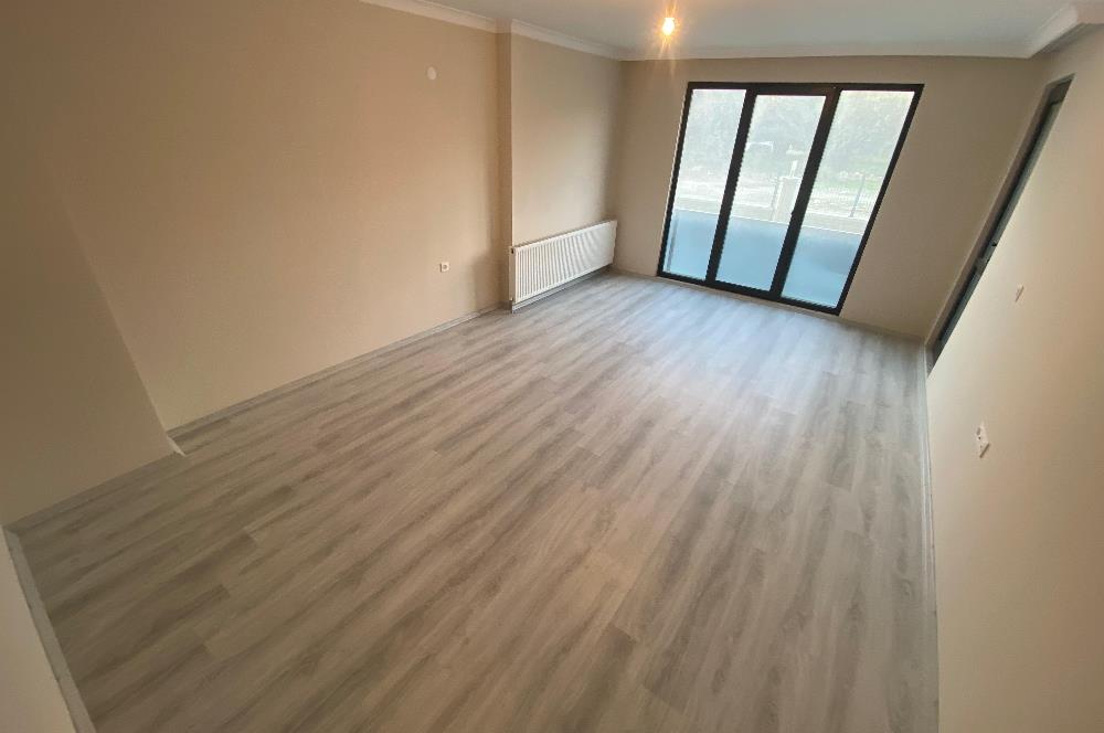 AİLELER İÇİN İDEAL! KADIKÖY'DE SİTE İÇİ SIFIR 3+1 KİRALIK DAİRE