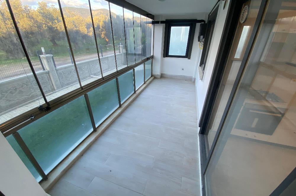 AİLELER İÇİN İDEAL! KADIKÖY'DE SİTE İÇİ SIFIR 3+1 KİRALIK DAİRE