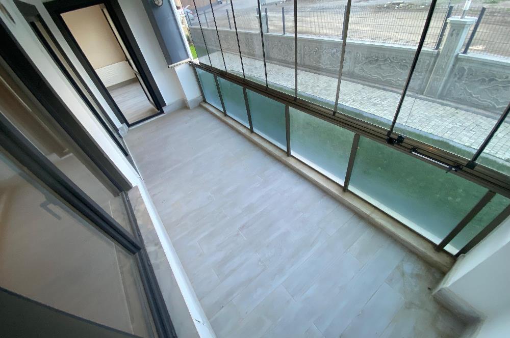 AİLELER İÇİN İDEAL! KADIKÖY'DE SİTE İÇİ SIFIR 3+1 KİRALIK DAİRE