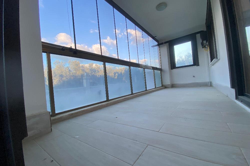 AİLELER İÇİN İDEAL! KADIKÖY'DE SİTE İÇİ SIFIR 3+1 KİRALIK DAİRE