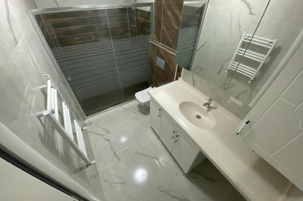 AİLELER İÇİN İDEAL! KADIKÖY'DE SİTE İÇİ SIFIR 3+1 KİRALIK DAİRE