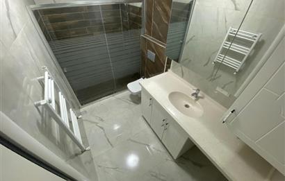 AİLELER İÇİN İDEAL! KADIKÖY'DE SİTE İÇİ SIFIR 3+1 KİRALIK DAİRE