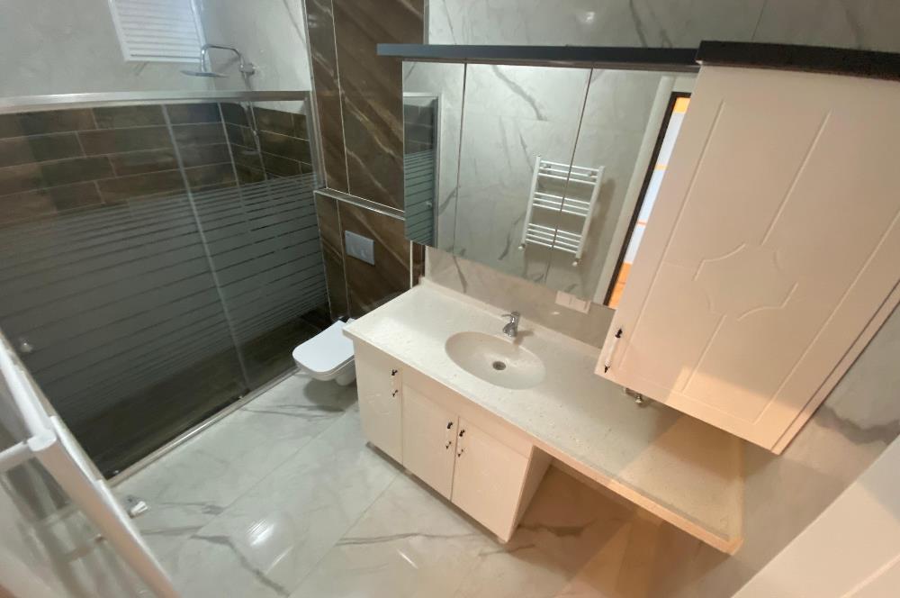 AİLELER İÇİN İDEAL! KADIKÖY'DE SİTE İÇİ SIFIR 3+1 KİRALIK DAİRE