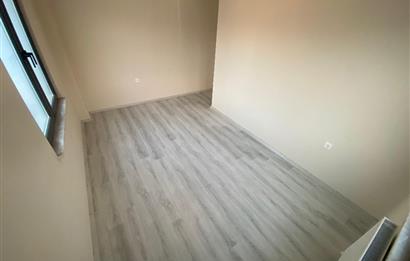 AİLELER İÇİN İDEAL! KADIKÖY'DE SİTE İÇİ SIFIR 3+1 KİRALIK DAİRE