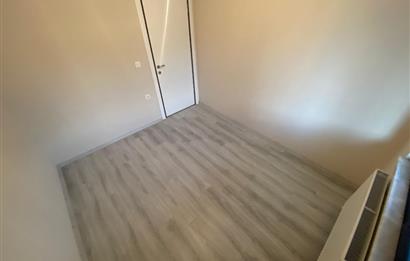 AİLELER İÇİN İDEAL! KADIKÖY'DE SİTE İÇİ SIFIR 3+1 KİRALIK DAİRE