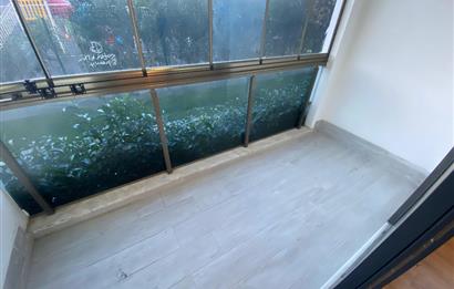 AİLELER İÇİN İDEAL! KADIKÖY'DE SİTE İÇİ SIFIR 3+1 KİRALIK DAİRE