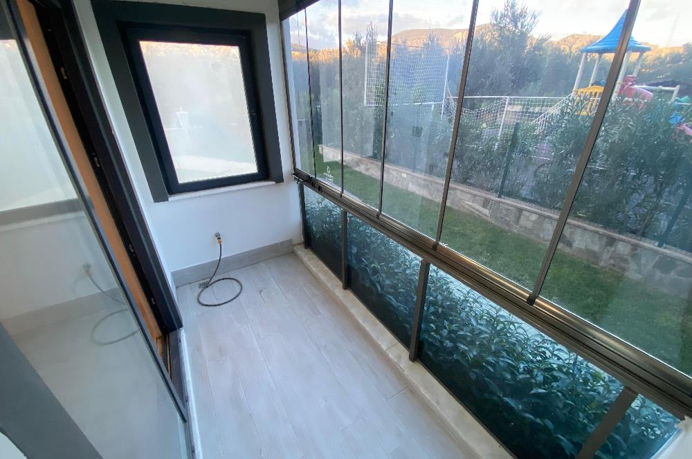 AİLELER İÇİN İDEAL! KADIKÖY'DE SİTE İÇİ SIFIR 3+1 KİRALIK DAİRE