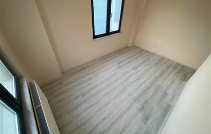 AİLELER İÇİN İDEAL! KADIKÖY'DE SİTE İÇİ SIFIR 3+1 KİRALIK DAİRE