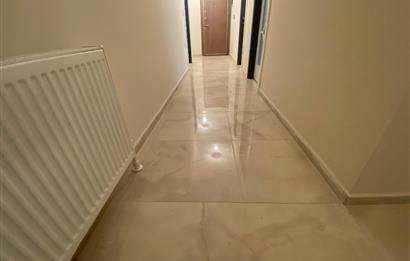 AİLELER İÇİN İDEAL! KADIKÖY'DE SİTE İÇİ SIFIR 3+1 KİRALIK DAİRE