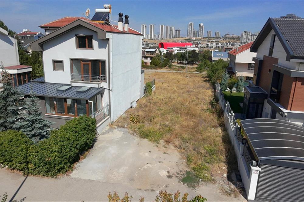 CENTURY 21'DEN İNCEK TEK YAPIDA HARİKA KONUMDA ARSA