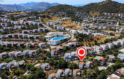 Bodrum Gümüşlük de Satılık Deniz Manzaralı Villa