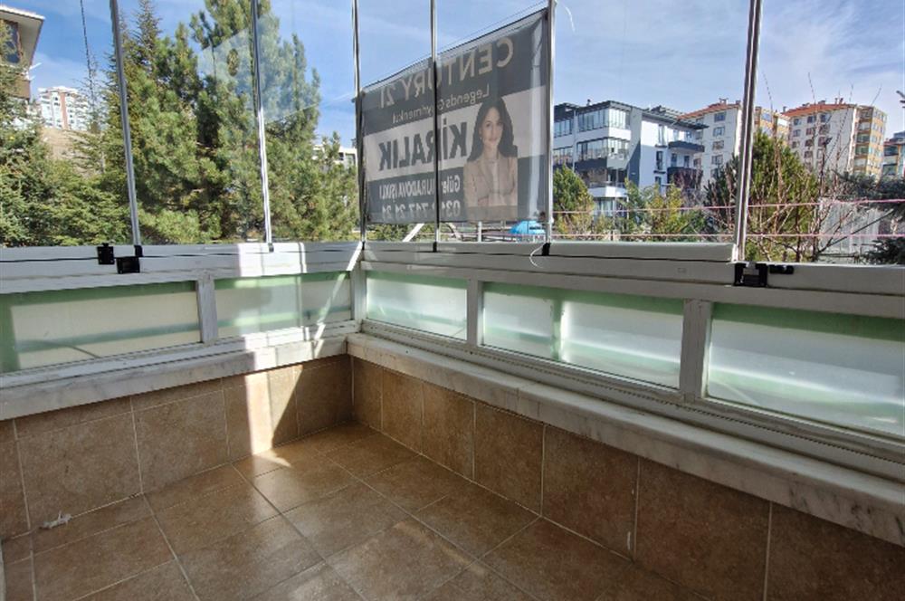 SEĞMENLER'DE SİTE İÇİ 3+1 GENİŞ KRALIK DAİRE 