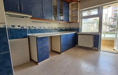 SEĞMENLER'DE SİTE İÇİ 3+1 GENİŞ KRALIK DAİRE 