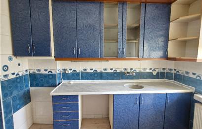 SEĞMENLER'DE SİTE İÇİ 3+1 GENİŞ KRALIK DAİRE 