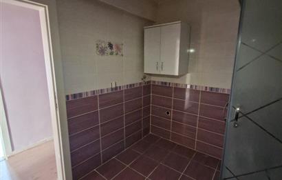 SEĞMENLER'DE SİTE İÇİ 3+1 GENİŞ KRALIK DAİRE 