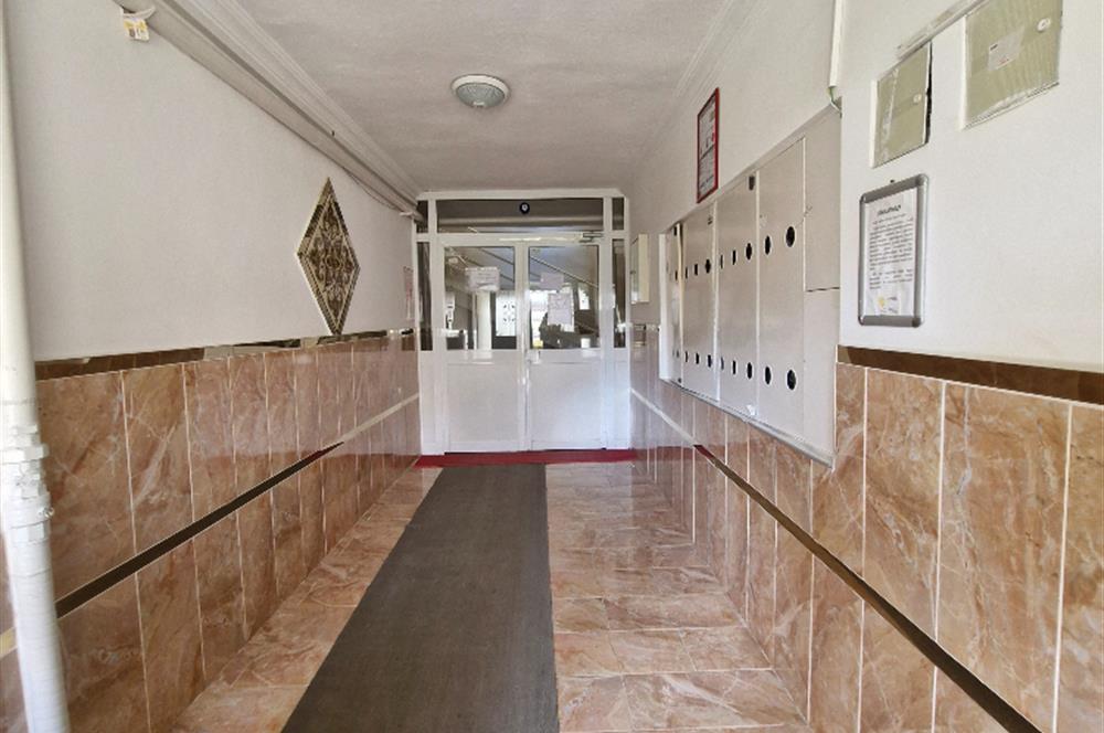 SEĞMENLER'DE SİTE İÇİ 3+1 GENİŞ KRALIK DAİRE 