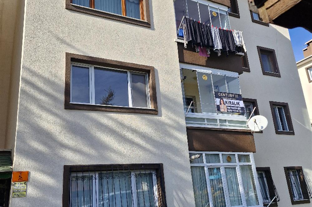 SEĞMENLER'DE SİTE İÇİ 3+1 GENİŞ KRALIK DAİRE 