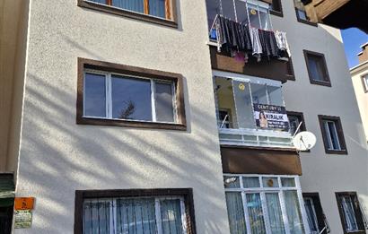 SEĞMENLER'DE SİTE İÇİ 3+1 GENİŞ KRALIK DAİRE 