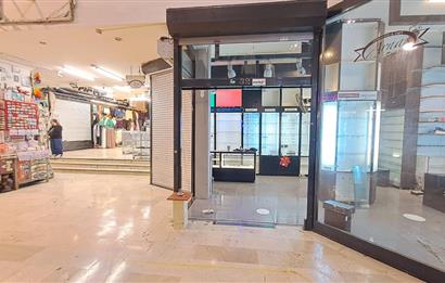 İSTİKLAL CADDESİ ATLAS PASAJININ EN BÜYÜK DÜKKANI SATILIK