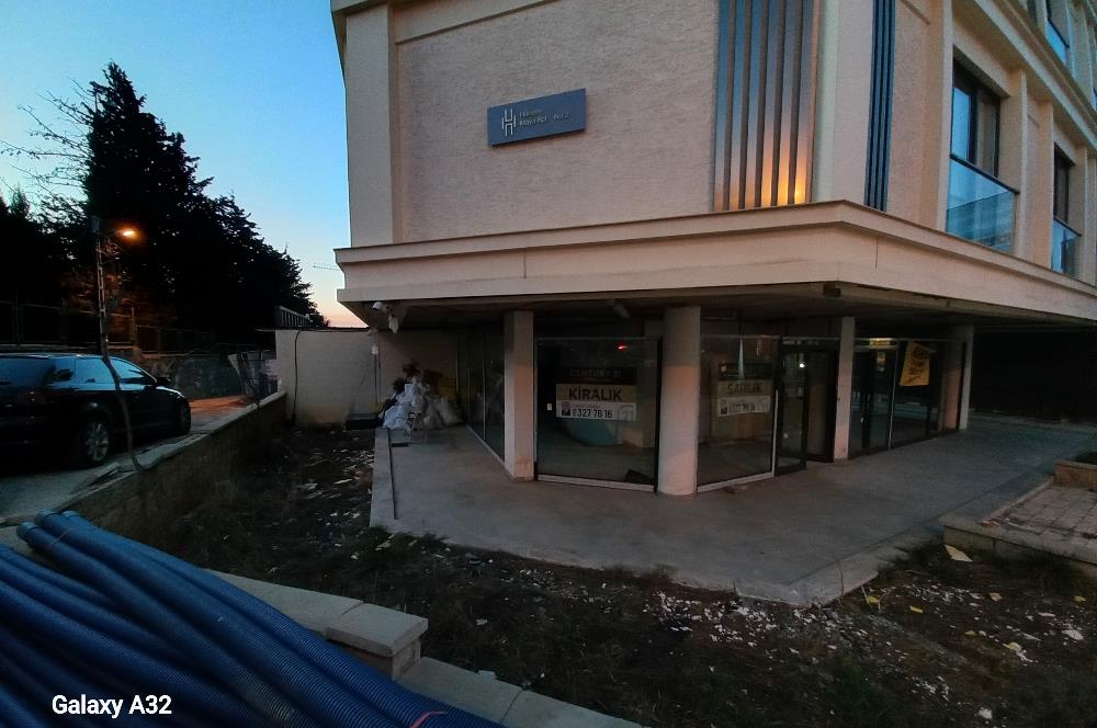 KANDILLI RASATHANE CADDE UZERI DUKKAN