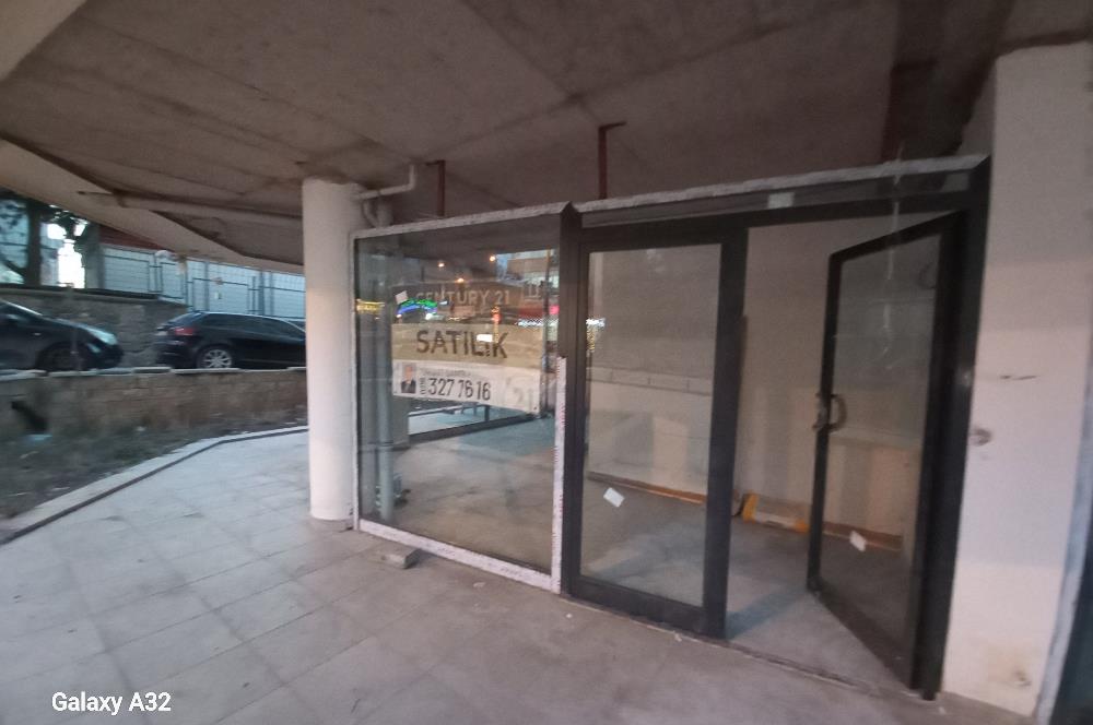 KANDILLI RASATHANE CADDE UZERI DUKKAN