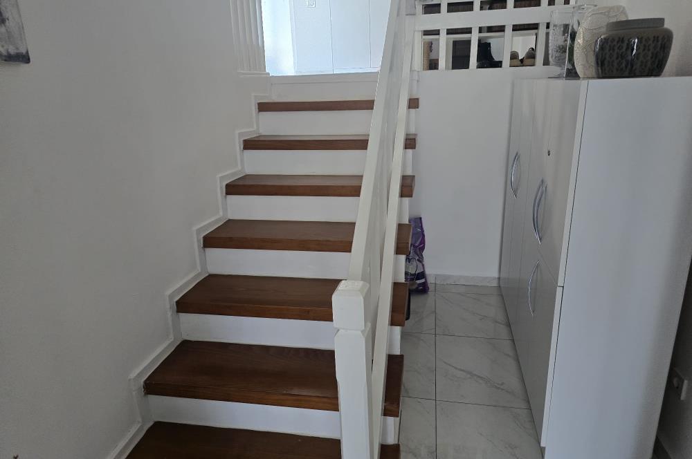 Bodrum Bağla Bank Ev Sitesi'nde Manzaralı Yazlık Kiralık Dubleks