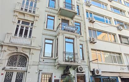 CİHANGİR SUSAM SOKAKTA EŞYALI KİRALIK DUBLEX MANZARALI DAİRE