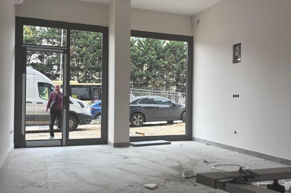 TABELA DEĞERİ YÜKSEK CADDE ÜZERİ 3 BÖLÜMLÜ BİRLEŞEBİLİR DÜKKAN