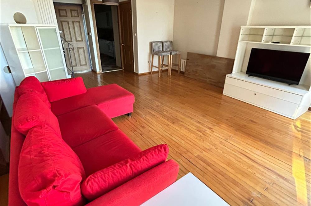 CİHANGİR SUSAM SOKAKTA EŞYALI KİRALIK DUBLEX MANZARALI DAİRE